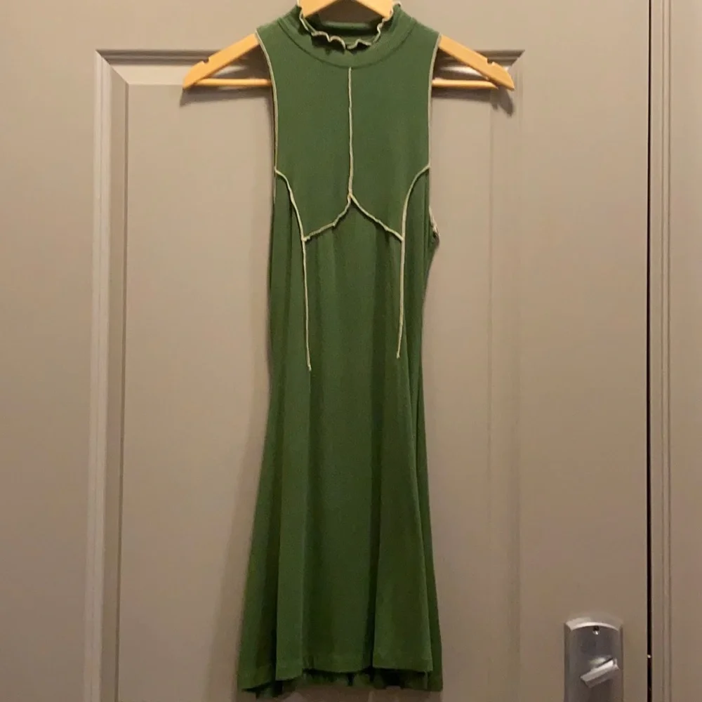 NWOT Urban Outfitters Dress - Picture 4 of 8